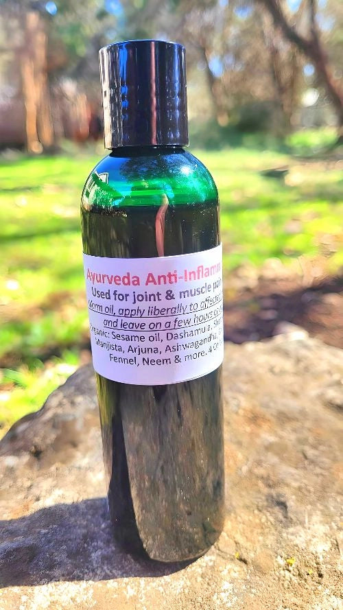 Inflammation and pain reducing oil