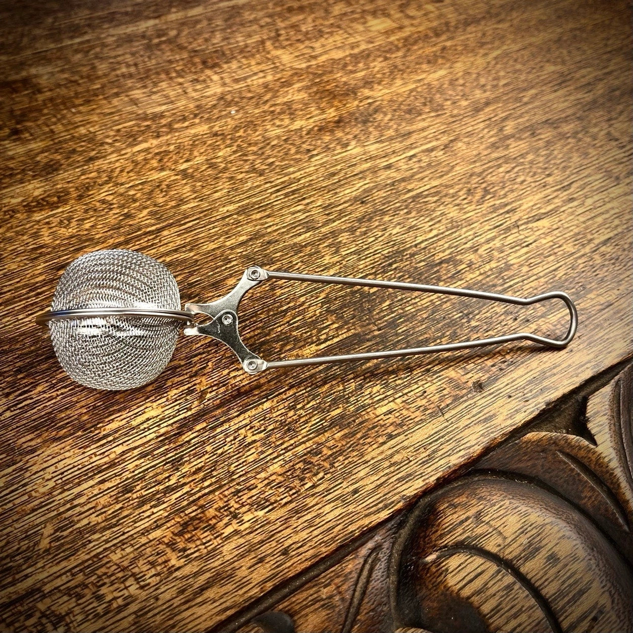 Stainless Steel Snap Ball Tea Strainer - Tea Infuser Filter with Handle